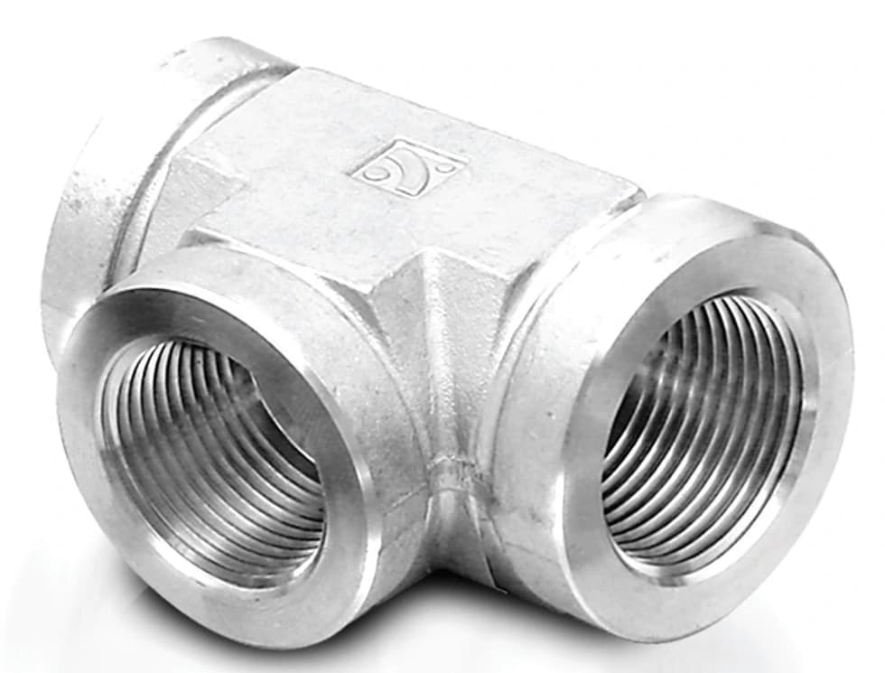 BMT SUPERLOK female threaded instrumentation tee, shown as a representative pipe fitting.
